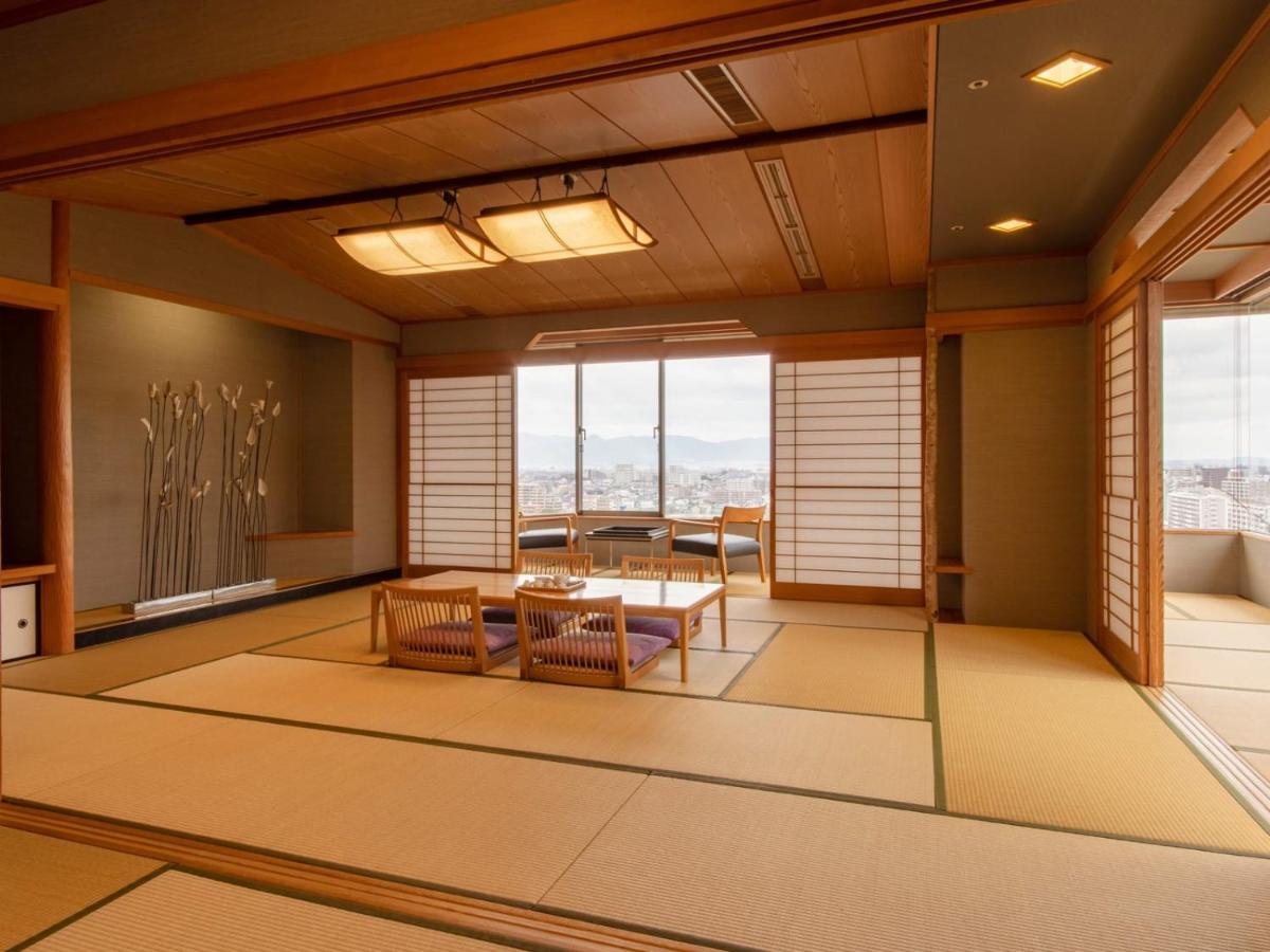 Hilltop Resort Fukuoka Fukuoka  Esterno foto